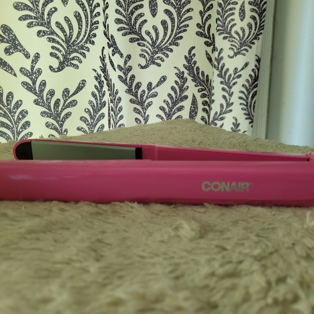 Conair pink hair straightner